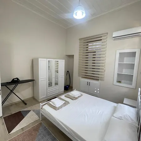 Apartment Old
