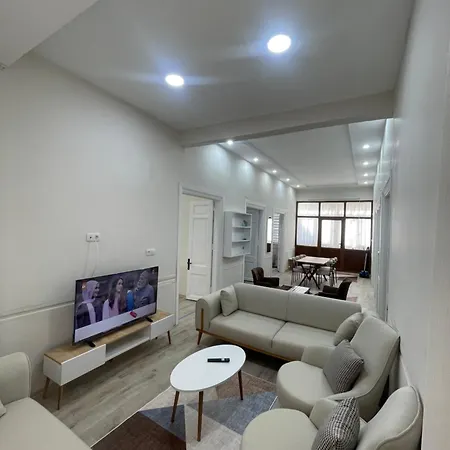 Apartment Old